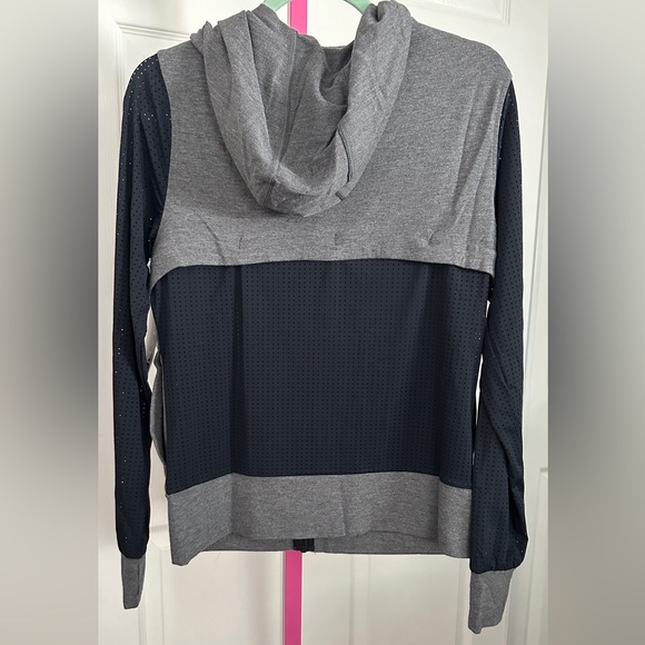 Shape Lightweight Athleticwear Hoodie - Picture 6 of 6